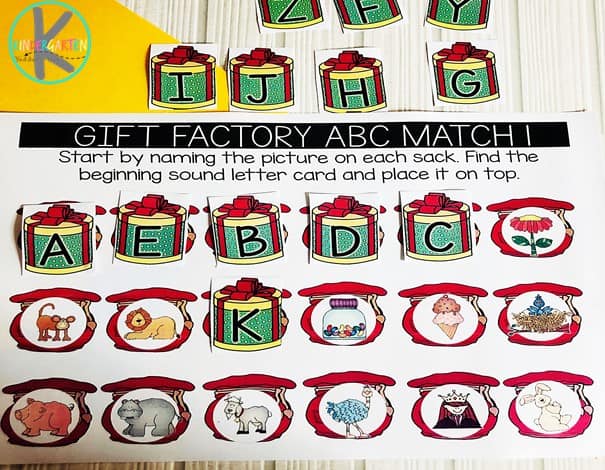 Christmas Worksheets Matching Beginning Sounds