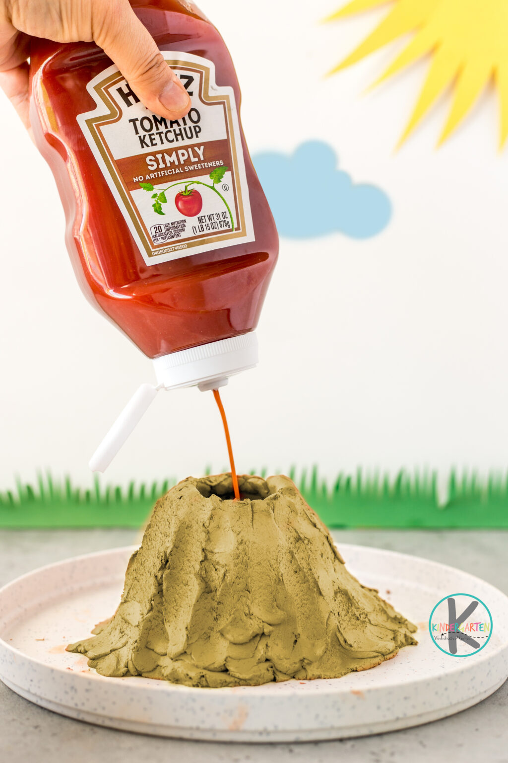 🌋 Ketchup Volcano Science Experiment