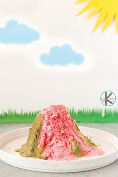 homemade volcano experiment