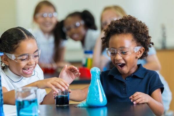 Kindergartners are naturally curious about the world around them! We are here to help you capitalize on their desire to explore, discover, and learn about the world around them! On this Kindergarten Science page we hope to help make planning fun and engaging science experiment for kindergarten EASY! Just scroll down to find the science activities for kindergarten, projects, kindergarten science worksheets, etc. that interests you. Then click on the picture to see the entire post with more pictures and instructions.
