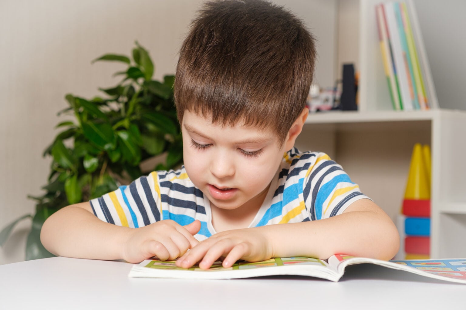  FREE Printable Kindergarten Literacy Worksheets and Activities Illustration 